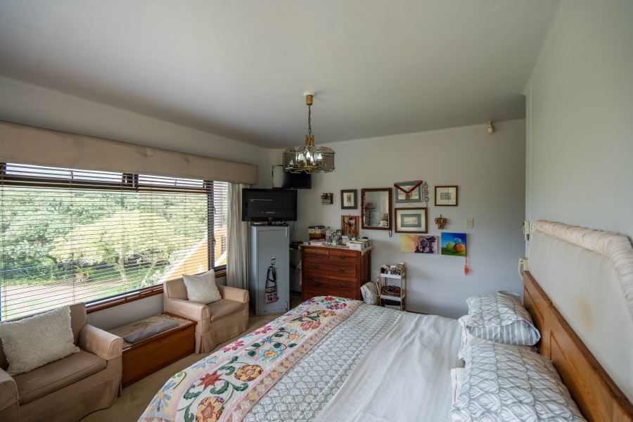 7 Bedroom Property for Sale in West Beach Eastern Cape